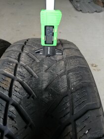 pneu zimní Goodyear Ultragrip + 235/65R17 108H - 6