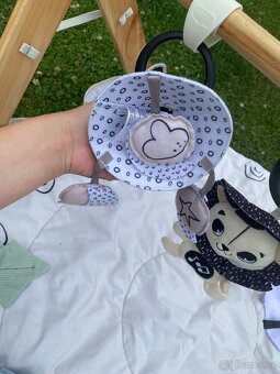 Hrací deka s hrazdičkou Tiny Love - 6