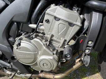 Honda CBF600SA černá met. 07/2008 - 6