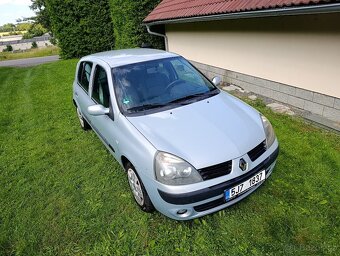 Renault Clio - 6