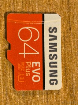 ZRCADLOVKA CANON EOS 550D - 6