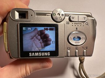 Samsung Digimax 301 Retro - 6