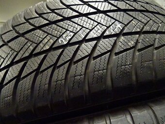 Zimní pneu Bridgestone, 225/60/17, 4 ks, 5,5-6 mm - 6