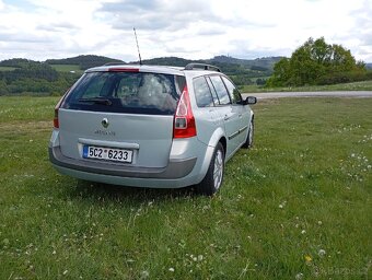 Renault Megane 2 1.9 dci - 6