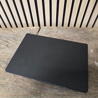 Fujitsu Lifebook U748 - i5-8250U/16GB/512GB/Win 11 - 6