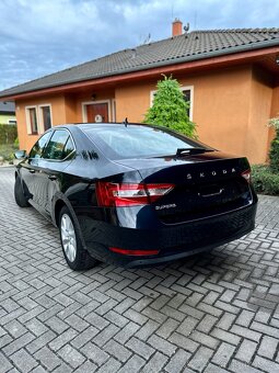 Škoda Superb 3 FL 2.0 TDi Sedan DSG 2021 - 6