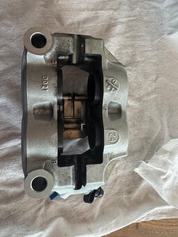 Prodám 4 pístkové radiální třmeny Brembo monobloc Stylema - 6