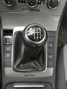 Vw Passat variant 2,0 tdi 103kw 4 motion - 6