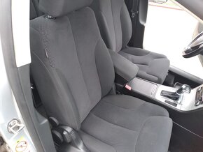 VOLKSWAGEN PASSAT VARIANT 2.0 TDI DSG COMFORTLINE SERVISKA - 6