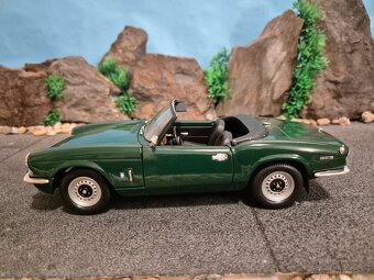 Prodam model 1:18 Triumph spitfire MK4 - 6