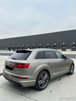 Audi Q7 - 6