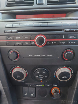 Mazda 3 Hatchback 2006 Perfektní Kombinace Stylu a Komfortu - 6