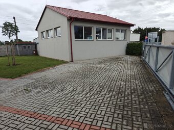 Pronájem garáže a parkovací plochy Líbeznice - 6