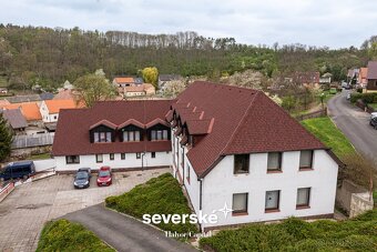 Prodej zavedeného hotelu a restaurace se stálou klientelou - 6