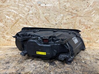 LEVÉ PŘEDNÍ XENONVÉ SVĚTLO VOLVO S80 II / S70 / XC70 - 6