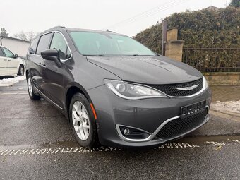 Chrysler Pacifica 3,6 Pentastar 8 míst 2017 DPH - 6