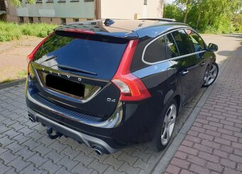 Volvo V60 D4 Geartronic R-Design - 6