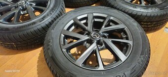 Predám zimnú sadu orig. Mazda 5x114,3 ,205/60 R16 , 7,5mm - 6