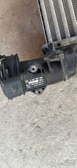 Prodám intercooler se snímačem tlaku, passat b5 - 6