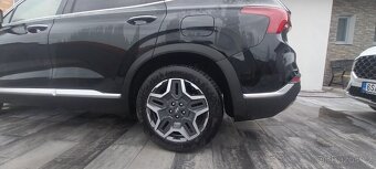 Hyundai Santa Fe 1.6 T-GDI HEV Style 4x4 – stylově, s grácií - 6