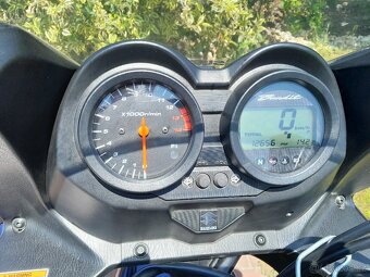 Suzuki Bandit 650 S, najeto 13 000 km - 6