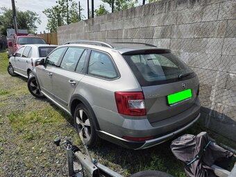 Škoda Octavia scout - 6