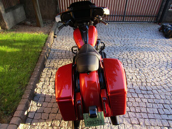 Harley Davidson FLHX 117 Street Glide 2025 - 6