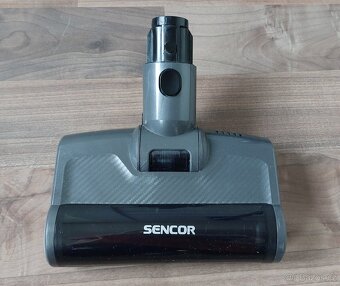 Tyčový vysavač Sencor SVC 0725BK - 6