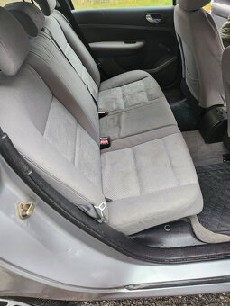 Peugeot 307 2.0hdi 66kw rok 2003 nová stk,zimní pneu,tažné - 6
