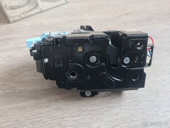 NOVÝ Zámek dveří řidiče Octavia, Fabia - ORIGINÁL - 6