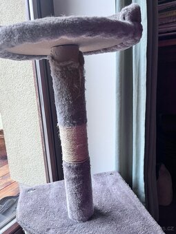 Škrabadlo a domeček pro kočky - 6