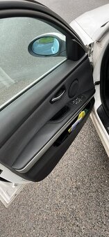 BMW 325 D, řada 3 2,5 L - 145KW - 6