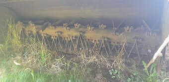 Žací mačkač John Deere 535 - 6