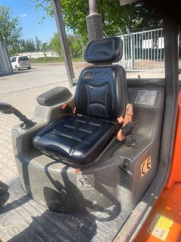 TERÉNNÍ VYSKOZDVIŽNÝ VOZÍK AUSA 4 x 4 - 6