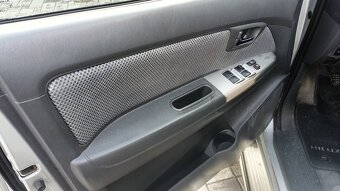 TOYOTA HILUX - NA PREDAJ - 6