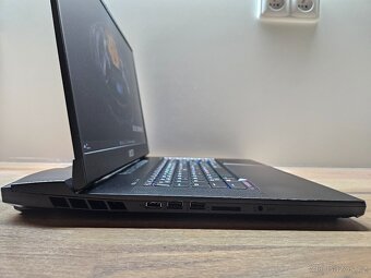 360HZ_17" MSI TITAN GT77_i7-12800HX_32GB_2TB_RTX 3070 Ti 8G - 6