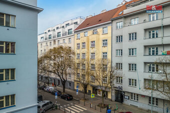 Prodej bytu 2+1, 58 m², Praha, ul. Biskupcova - 6