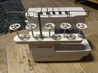 Šicí stroj coverlock/overlock Merrylock MK 4075 - 6