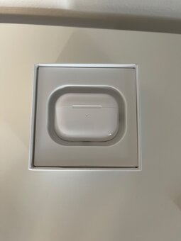 AirPods pro 2 - 6