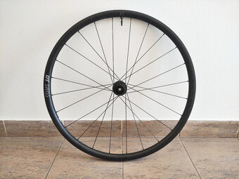 Prodám zapletená kola DT Swiss Gravel LN 28" - 6