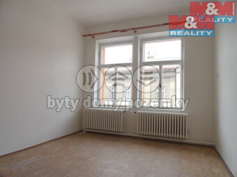 Pronájem bytu 3+1, 75 m², Hradec Králové, ul. Pražská třída - 6