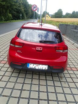 Kia Rio - 6