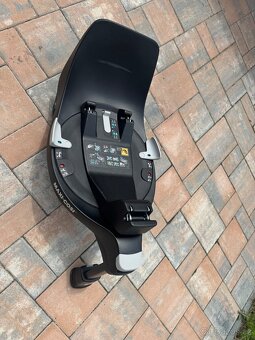 Vajíčko Maxi-Cosi coral 360 + isofix - 6