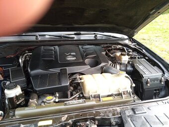 Navara D40 3,0 V6 - 6