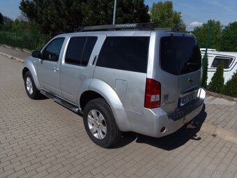 Nissan Pathfinder 2.5 DCi 4x4 tažné 3T - 6