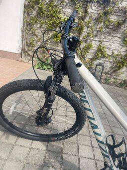 Horské kolo Specialized Rockhopper Sport 27.5 - 6
