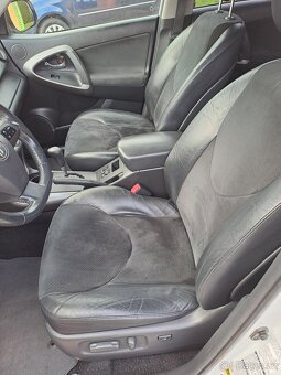 Toyota RAV4 2.2 D-4D 110kW 4X4 ČR AUTOMAT - 6