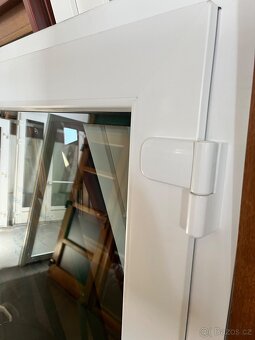 VELIKÉ PLASTOVÉ DVOUKŘÍDLÉ DVEŘE SCHÚCO 222x212 BÍ/OŘECH - 6