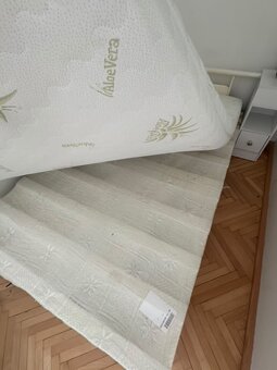 Postel s pevným roštem 144x190 cm - 6