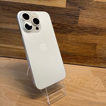 iPhone 15 Pro 256GB, bílý, 100% baterie (rok záruka) - 6